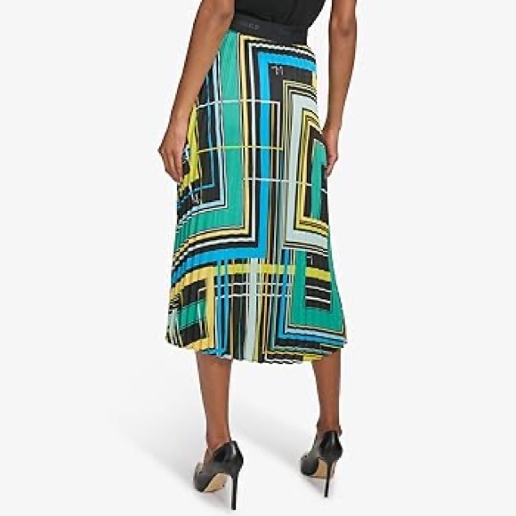 ♥️🔥❤️🔥 Karl Lagerfeld Paris Roadmap pleated midi skirt size S ♥️🔥❤️🔥 - Picture 2 of 8